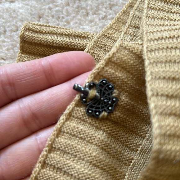 Beige Knit Stole - Picture 5 of 6